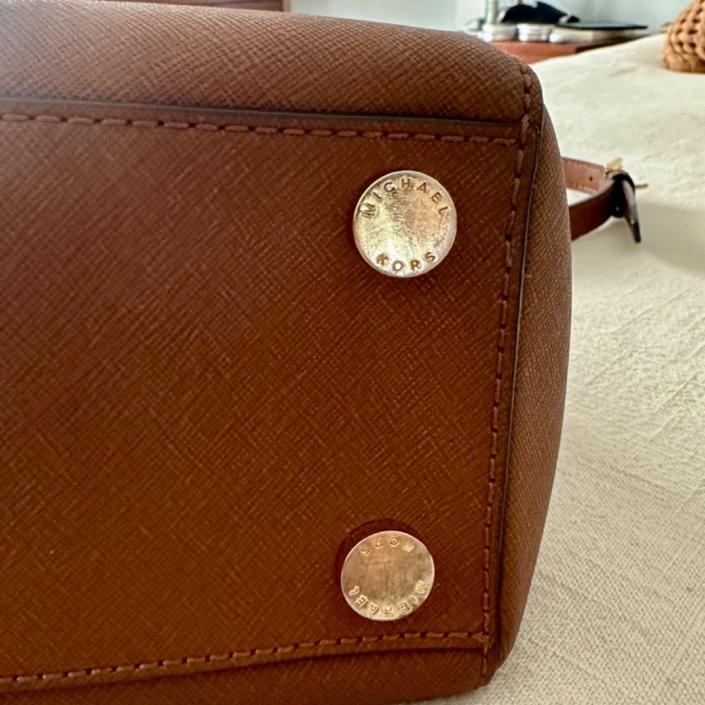 Michael Kors small Sutton Brown Saffiano Leather satchel - Picture 7 of 7